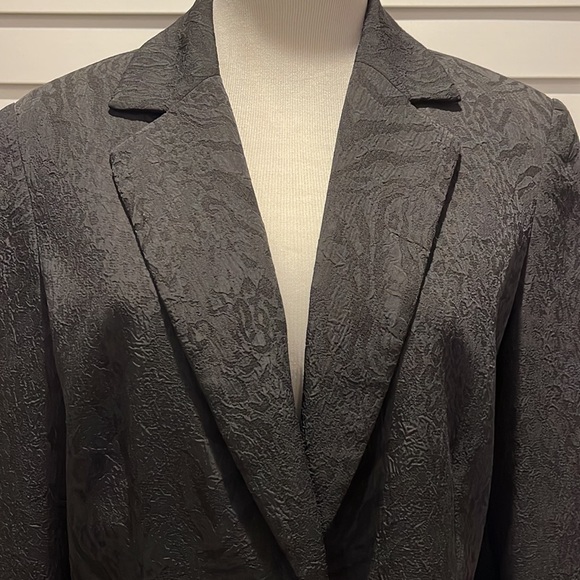 Blacker by Stanley Blacker Long with shoulder Pads Blazer - Picture 2 of 8